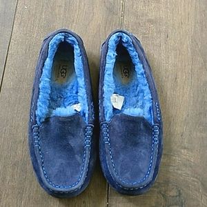 UGG NAVY SLIPPERS WOMANS 8